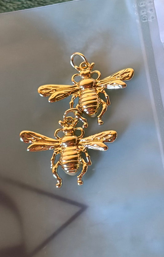 Bee Charm